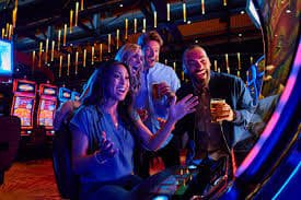 Sảnh game ev88 với đa dạng slot online, live casino và sportsbook